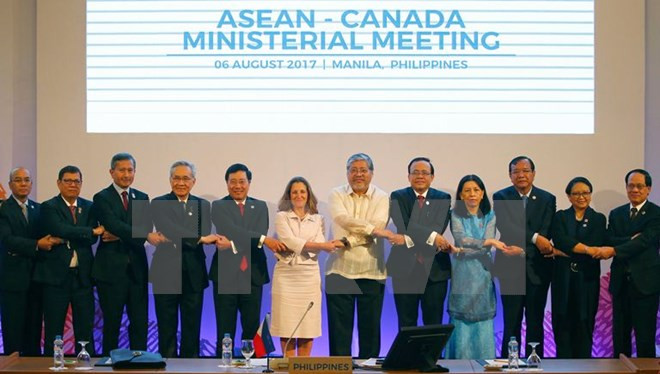 第50届东盟外长会议：各伙伴国承诺与东盟加强合作 ảnh 1