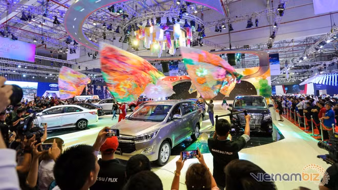 2017年越南汽车展览会在胡志明市举行 ảnh 1 2017年越南汽车展览会在胡志明市举行 ảnh 1