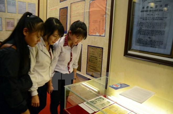 关于黄沙与长沙两个群岛的资料图片展在太原省举行 ảnh 1 关于黄沙与长沙两个群岛的资料图片展在太原省举行 ảnh 1