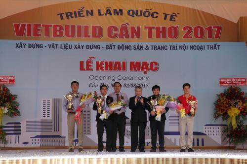 2017年芹苴国际建材展览会开幕 ảnh 1 2017年芹苴国际建材展览会开幕 ảnh 1