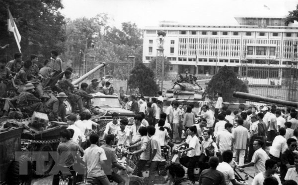 决心战胜新冠疫情 实现民族强大志向 ảnh 1