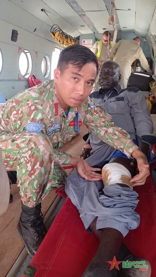 四号二级野战医院成功急救联合国人员 ảnh 3 四号二级野战医院成功急救联合国人员 ảnh 3