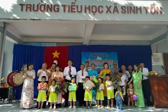 长沙岛县学生喜迎2023-2024年新学年 ảnh 1 长沙岛县学生喜迎2023-2024年新学年 ảnh 1