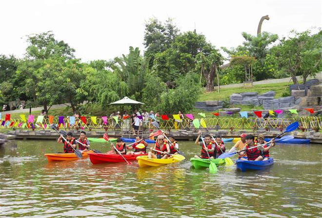 九·二国庆假期越南各地接待国内外游客大幅增加 ảnh 2 九·二国庆假期越南各地接待国内外游客大幅增加 ảnh 2