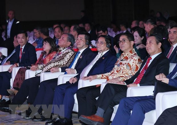 至2023年东盟数字经济价值可达1万亿美元 ảnh 1