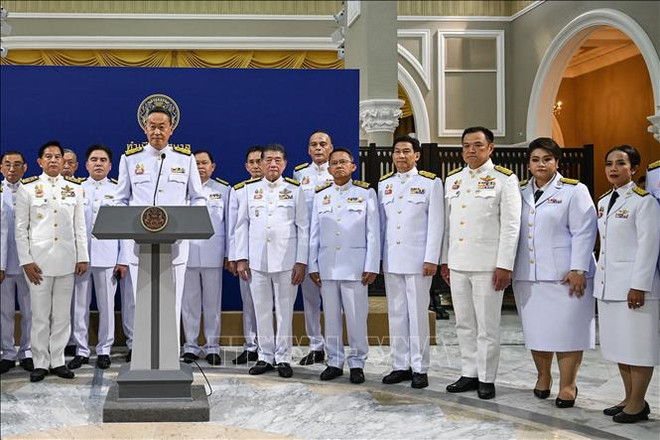 泰国新内阁正式宣誓就职 ảnh 1 泰国新内阁正式宣誓就职 ảnh 1