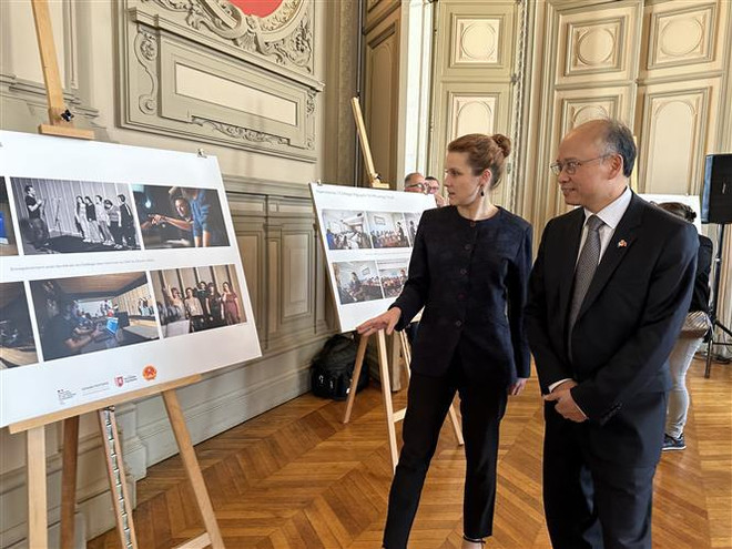 法越加强各地方的合作关系 ảnh 2 法越加强各地方的合作关系 ảnh 2