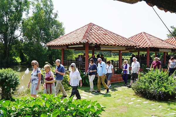 越南为西欧五国游客提供三年免签政策 ảnh 1 越南为西欧五国游客提供三年免签政策 ảnh 1