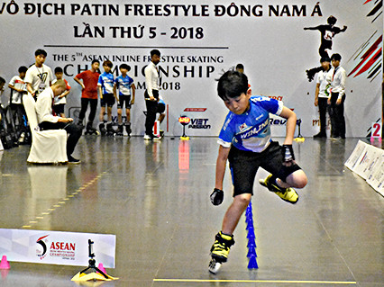 2018年第五届东南亚自由式轮滑锦标赛落下帷幕 ảnh 1 2018年第五届东南亚自由式轮滑锦标赛落下帷幕 ảnh 1