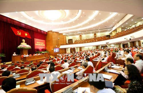 越共中央总书记阮富仲:让贪污腐败、浪费和官僚现象无藏身之地 ảnh 2 越共中央总书记阮富仲:让贪污腐败、浪费和官僚现象无藏身之地 ảnh 2