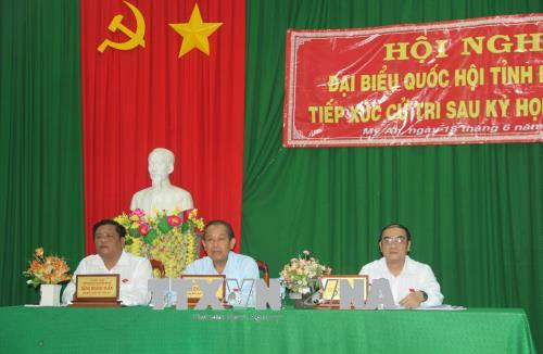 越南选民高度评价国会通过的内容 为国家发展作出贡献 ảnh 1