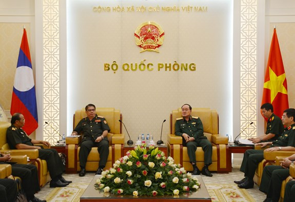 越南与老挝加强军队财务合作 ảnh 1 越南与老挝加强军队财务合作 ảnh 1