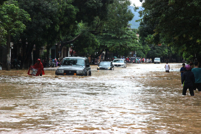 北部山区暴雨洪水灾害:河江和莱州两省死亡和受伤人数20人 ảnh 2 北部山区暴雨洪水灾害:河江和莱州两省死亡和受伤人数20人 ảnh 2