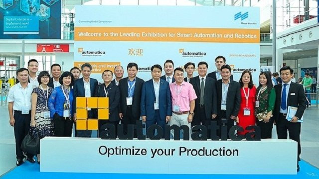河内市代表团参加2018年德国慕尼黑机器人及自动化技术贸易博览会 ảnh 1 河内市代表团参加2018年德国慕尼黑机器人及自动化技术贸易博览会 ảnh 1