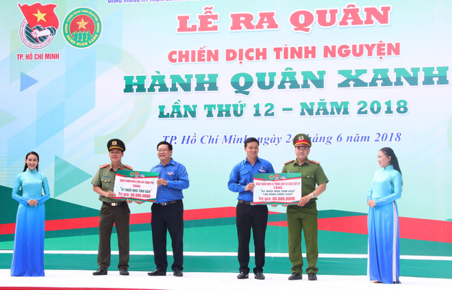 2018年第12次绿色行军志愿活动吸引1.8万名青年团员参加 ảnh 1 2018年第12次绿色行军志愿活动吸引1.8万名青年团员参加 ảnh 1