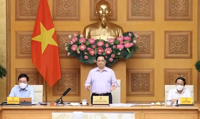范明政总理：加快公共投资资金到位确保项目高质量顺利推进全力打击利益集团 ảnh 1