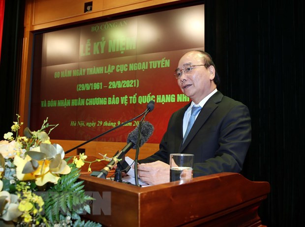 国家主席阮春福出席人民公安外线力量成立60周年庆典 ảnh 2 国家主席阮春福出席人民公安外线力量成立60周年庆典 ảnh 2