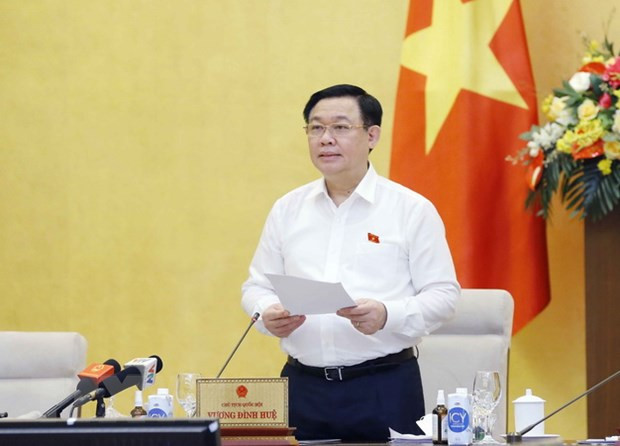 越南国会主席王廷惠将主持召开经济社会领域专家座谈会 ảnh 1 越南国会主席王廷惠将主持召开经济社会领域专家座谈会 ảnh 1