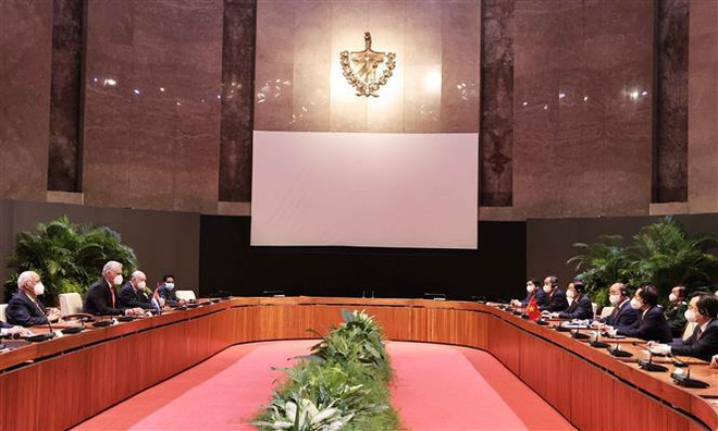 古巴国家主席主持仪式 欢迎阮春福主席对古巴进行正式访问 ảnh 2 古巴国家主席主持仪式 欢迎阮春福主席对古巴进行正式访问 ảnh 2