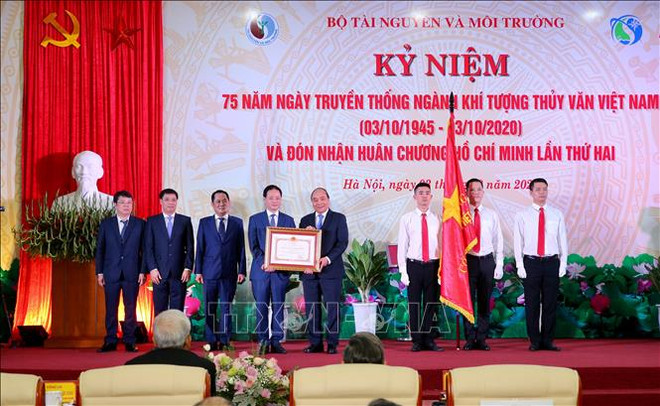 阮春福:越南天气预报和气象预警工作质量逐渐接近发达国家水平 ảnh 1 阮春福:越南天气预报和气象预警工作质量逐渐接近发达国家水平 ảnh 1