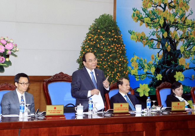 阮春福副总理要求各机关干部和公务员春节后抓紧时间完成任务 ảnh 1 阮春福副总理要求各机关干部和公务员春节后抓紧时间完成任务 ảnh 1