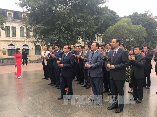 河内市今日正式启动2016丙申春季植树节 ảnh 2 河内市今日正式启动2016丙申春季植树节 ảnh 2