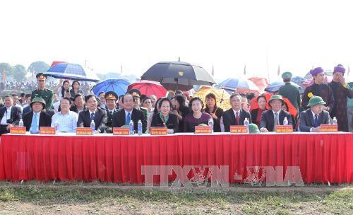 国家副主席阮氏缘出席河南省碗山耕田节 ảnh 1 国家副主席阮氏缘出席河南省碗山耕田节 ảnh 1
