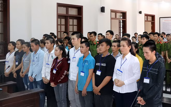 同奈省以聚众扰乱社会秩序罪名对20名嫌疑人进行起诉 ảnh 1