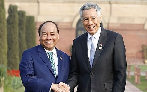 越南驻新加坡大使:充实越新战略伙伴关系内涵 推动两国关系迈上新高度 ảnh 2 越南驻新加坡大使:充实越新战略伙伴关系内涵 推动两国关系迈上新高度 ảnh 2