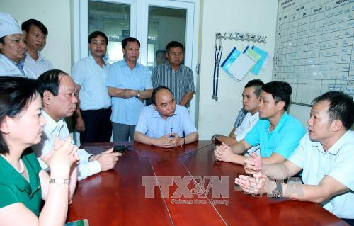 安沛省枪击案:阮春福总理亲自指导案件善后处置工作 ảnh 1 安沛省枪击案:阮春福总理亲自指导案件善后处置工作 ảnh 1