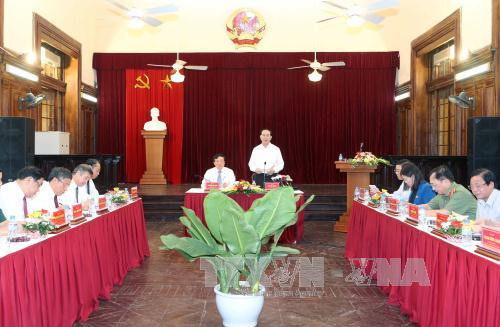 国家主席陈大光:各级法院必须坚持法律至上 ảnh 1 国家主席陈大光:各级法院必须坚持法律至上 ảnh 1