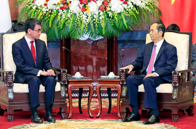 越南国家主席陈大光会见日本外务大臣河野太郎 ảnh 1 越南国家主席陈大光会见日本外务大臣河野太郎 ảnh 1