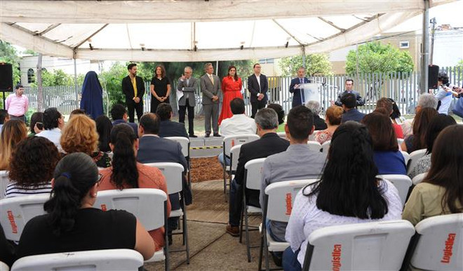 胡伯伯塑像在墨西哥瓜达拉哈拉市落成 ảnh 2