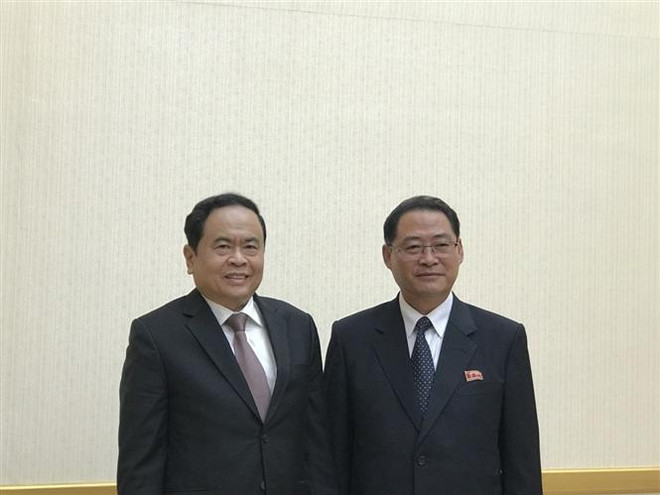 越南党和国家代表团对朝鲜进行工作访问 ảnh 1 越南党和国家代表团对朝鲜进行工作访问 ảnh 1