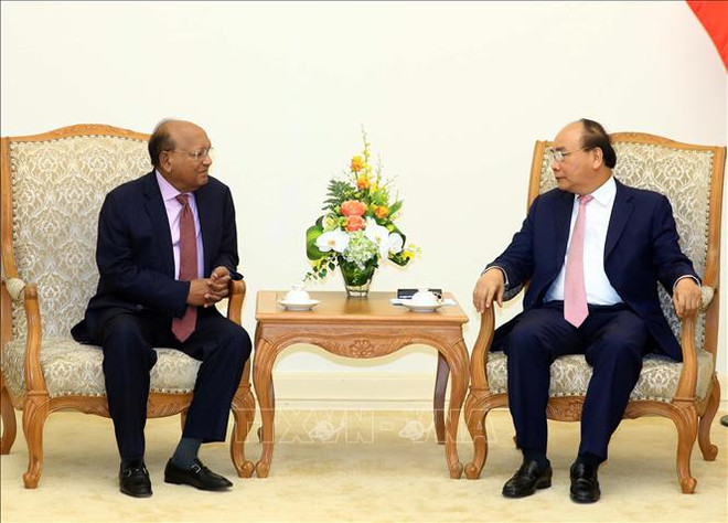 政府总理阮春福会见孟加拉国商务部长 ảnh 1