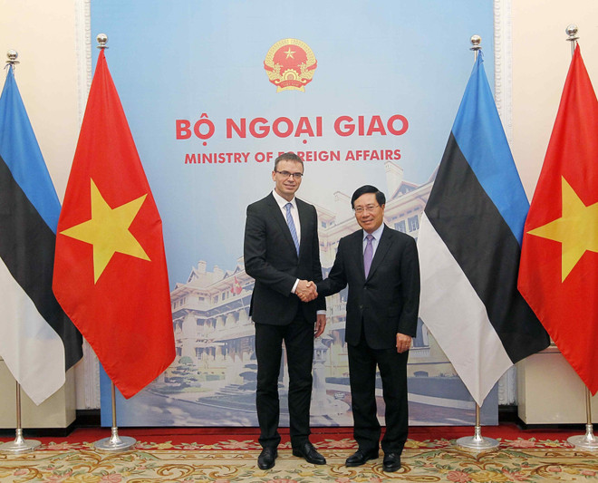 越南政府副总理兼外长范平明与爱沙尼亚外长斯旺·米克塞尔举行会谈 ảnh 1 越南政府副总理兼外长范平明与爱沙尼亚外长斯旺·米克塞尔举行会谈 ảnh 1
