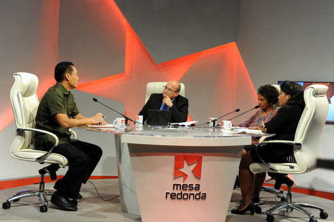 古巴领袖菲德尔•卡斯特罗领袖访问越南45周年纪念活动纷纷在古巴举行 ảnh 2 古巴领袖菲德尔•卡斯特罗领袖访问越南45周年纪念活动纷纷在古巴举行 ảnh 2