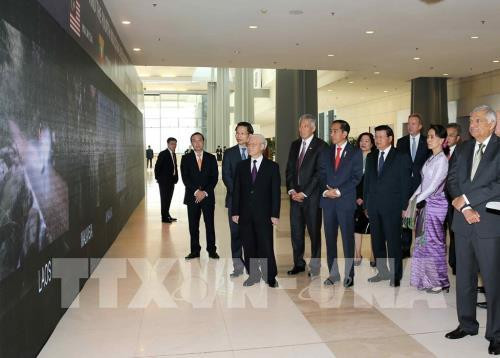 WEF ASEAN 2018: 促进新兴经济体的竞争和改革创新 ảnh 1 WEF ASEAN 2018: 促进新兴经济体的竞争和改革创新 ảnh 1