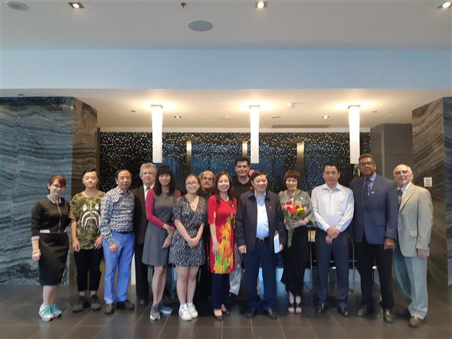 越加两国进一步加强交流 深化友谊 ảnh 1