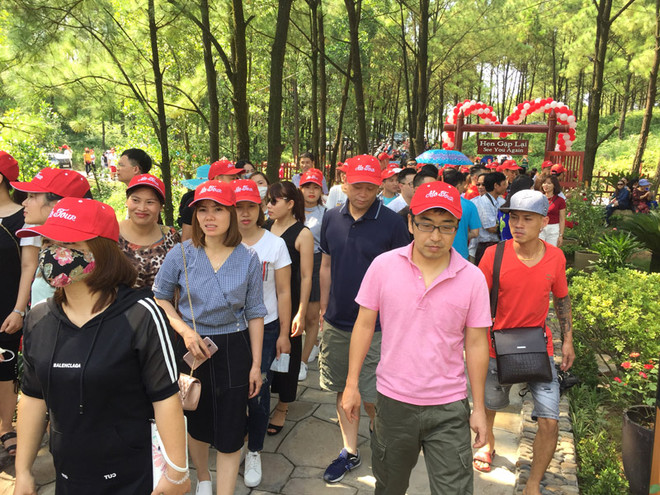 广宁省汪秘市安中湖生态旅游景区正式亮相 ảnh 1