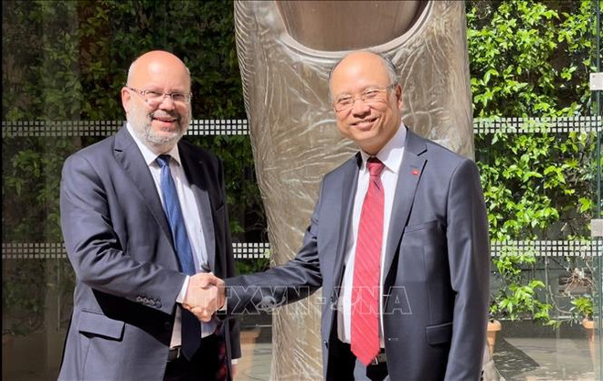 加强越南与法国的地方间合作 ảnh 1 加强越南与法国的地方间合作 ảnh 1