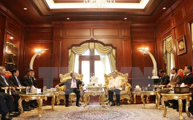 越共中央组织部高级代表团在老挝进行的各活动 ảnh 1