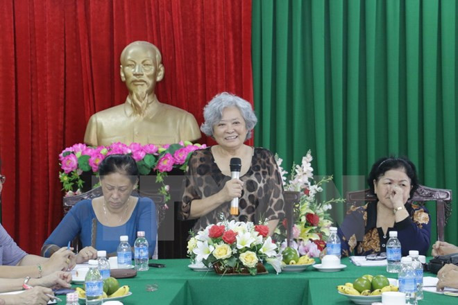 越裔法国人陈素娥为越南橙剂受害者讨回公道的斗争受到大力支持 ảnh 1 越裔法国人陈素娥为越南橙剂受害者讨回公道的斗争受到大力支持 ảnh 1