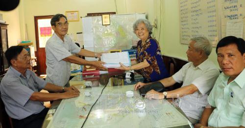 旅法越侨陈素娥起诉美国化工公司案得到广泛的支持 ảnh 1 旅法越侨陈素娥起诉美国化工公司案得到广泛的支持 ảnh 1