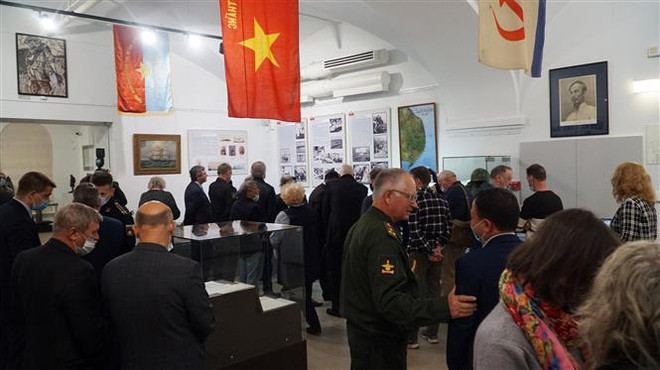 “金兰:越俄军事合作”展览会在圣彼得堡举行 ảnh 1 “金兰:越俄军事合作”展览会在圣彼得堡举行 ảnh 1