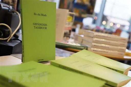胡志明主席《狱中日记》德语版再版 ảnh 1