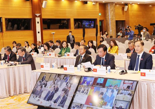 第41届东盟议会联盟大会第二场全体会议通过联合公报 ảnh 3 第41届东盟议会联盟大会第二场全体会议通过联合公报 ảnh 3