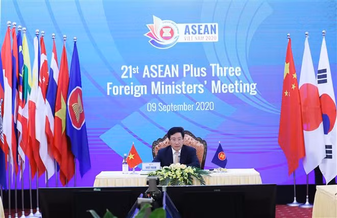 ASEAN 2020：越南与东盟各成员国积极深化东盟与各伙伴战略合作关系 ảnh 2