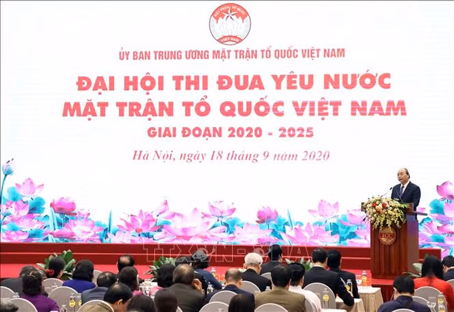 越南政府总理出席第十次爱国竞赛大会：增强民族大团结精神 ảnh 2