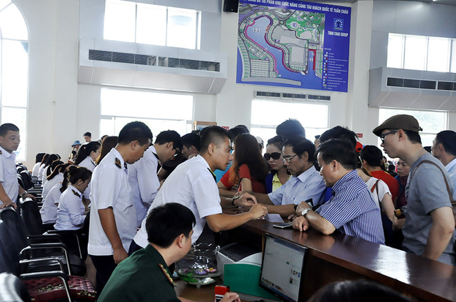 巡州国际客运港在假期期间迎接逾5万名游客（组图） ảnh 4